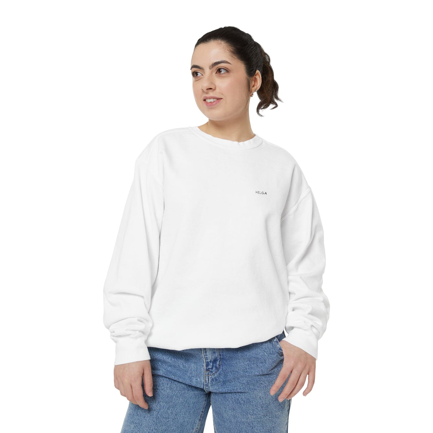 Cute Anime Heart Sweatshirt, Gift for Anime Lovers, Cozy Casual Wear, Perfect for Birthdays or Holidays, Unisex Sweatshirt
